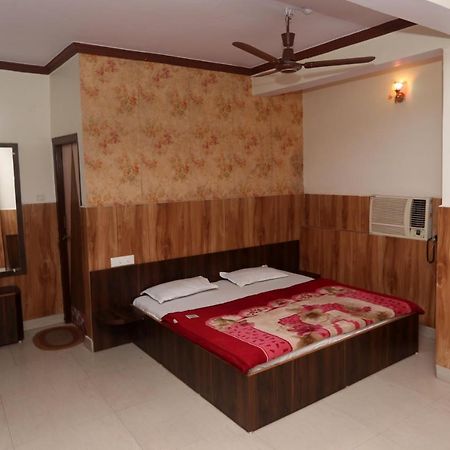 Hotel Jain Residency à Pachmarhī Extérieur photo