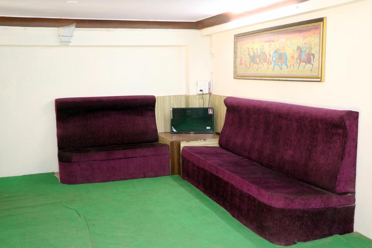 Hotel Jain Residency à Pachmarhī Extérieur photo