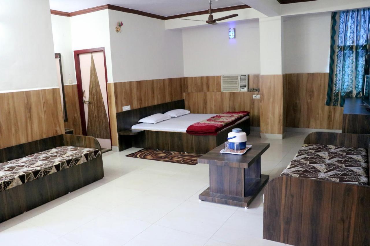 Hotel Jain Residency à Pachmarhī Extérieur photo
